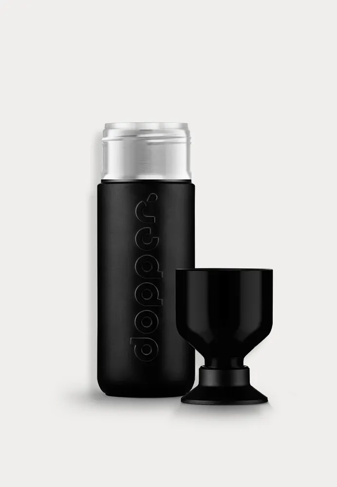 Isolierte Trinkflasche in schwarz, hält Getränke warm oder kalt, spülmaschinenfest