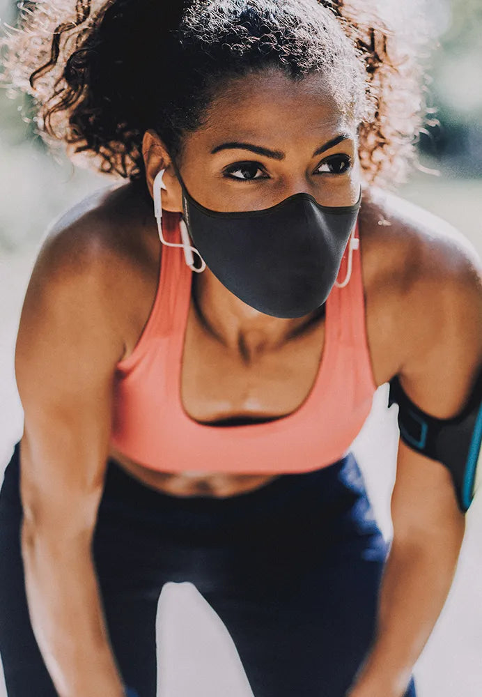 FITNESS MASK mit Anti-Virus-Technologie (inkl. Hygienetasche)