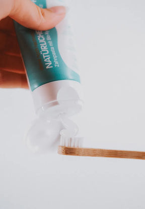 Toothpaste (with organic xylitol and fluoride) Cool Mint